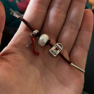 “Love to shop” charms